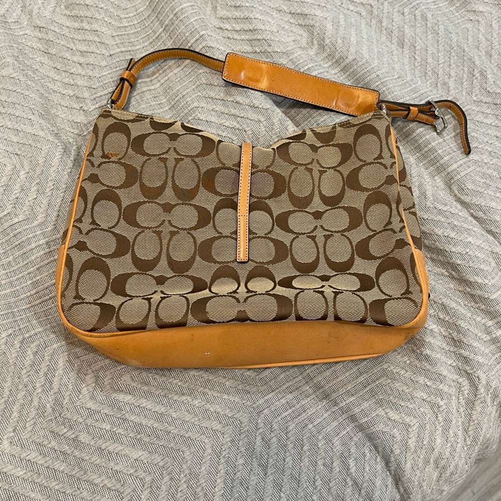 Coach bag- authentic. Rarely used. - Picture 3 of 5